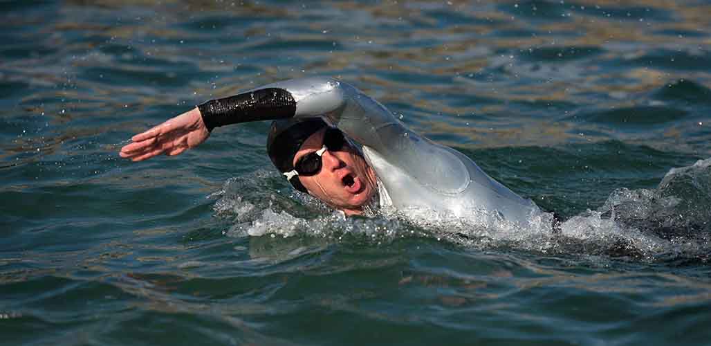 how hard is it to swim the english channel